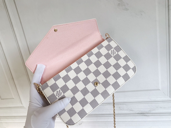 LVコピーウォレット細部ディテール